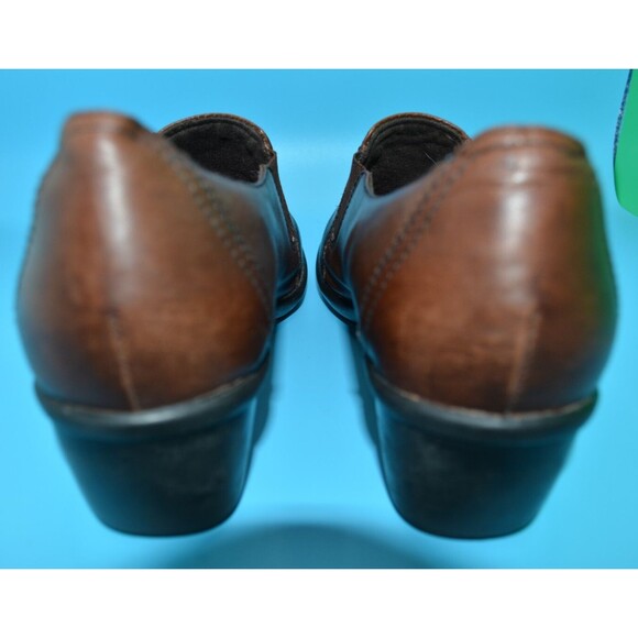 Clark's Slip On Dress Shoes / Sz 6.5 / Brown / Comfort / Leather - Picture 7 of 9